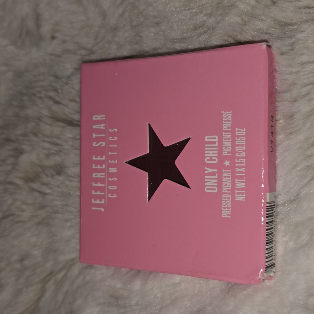Jeffree Star Cosmetics Only Child Eyeshadow (Deep Brown Toned Red) NWT - Picture 1 of 6